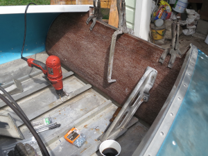 Using Darrell's tools to bolt in the transom